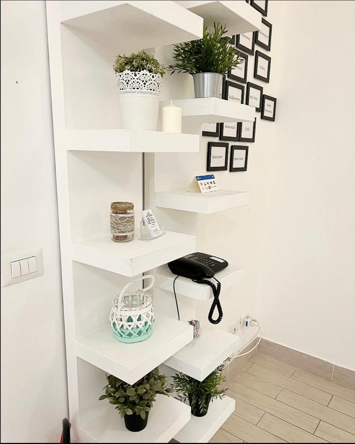 Dea Flora Home B&B Roma Exterior foto